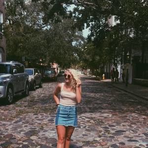 Meet your Posher, Ciara